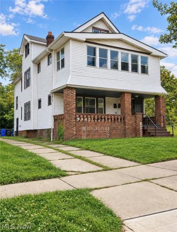 10305 Manor Avenue Cleveland OH 44104