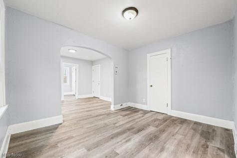 539 E Cuyahoga Falls Avenue Akron OH 44310