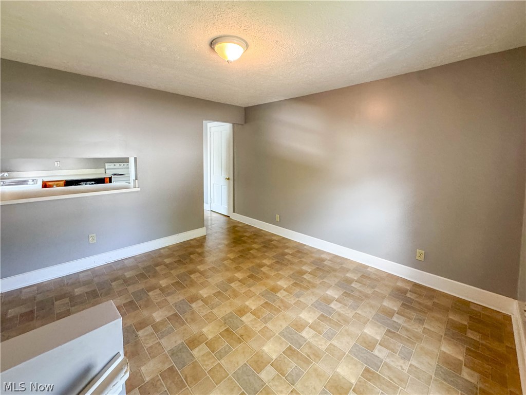 32 Romaine Avenue Boardman OH 44512