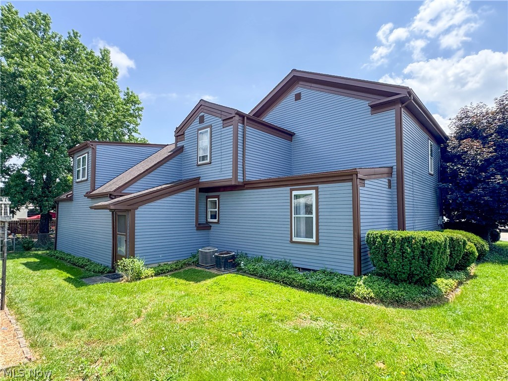 32 Romaine Avenue Boardman OH 44512