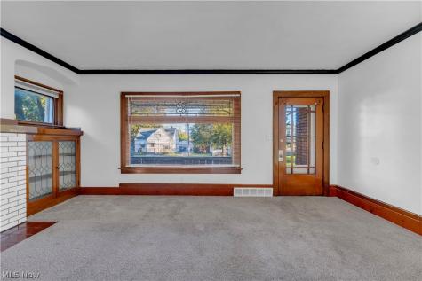 10004 Park Heights Avenue Garfield Heights OH 44125