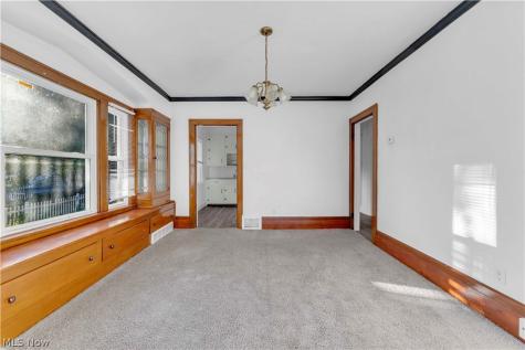 10004 Park Heights Avenue Garfield Heights OH 44125
