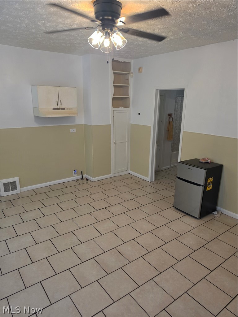 6811 Worley Avenue Cleveland OH 44105