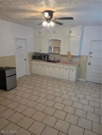 6811 Worley Avenue Cleveland OH 44105