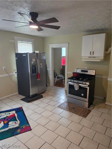 6811 Worley Avenue Cleveland OH 44105