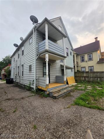 6811 Worley Avenue Cleveland OH 44105