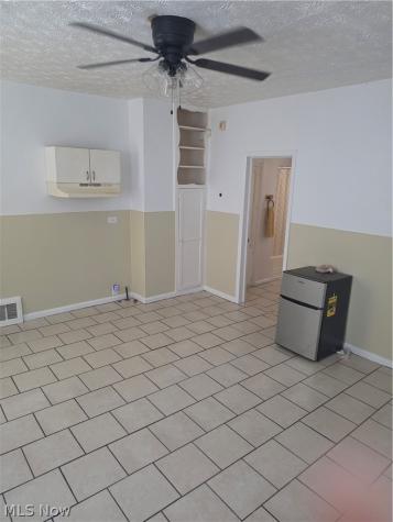 6811 Worley Avenue Cleveland OH 44105