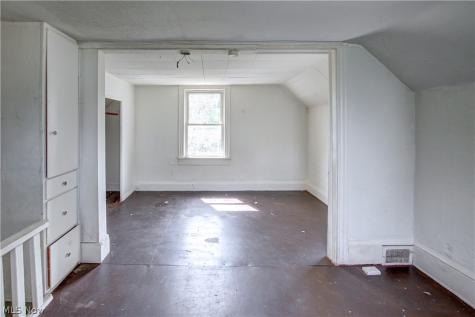 7017 Colgate Ave Front, 7015 Colgate Rear Avenue Cleveland OH 44102