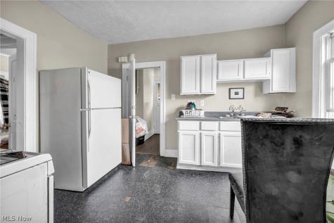 3477 E 142 Street Cleveland OH 44120