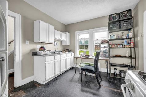 3477 E 142 Street Cleveland OH 44120