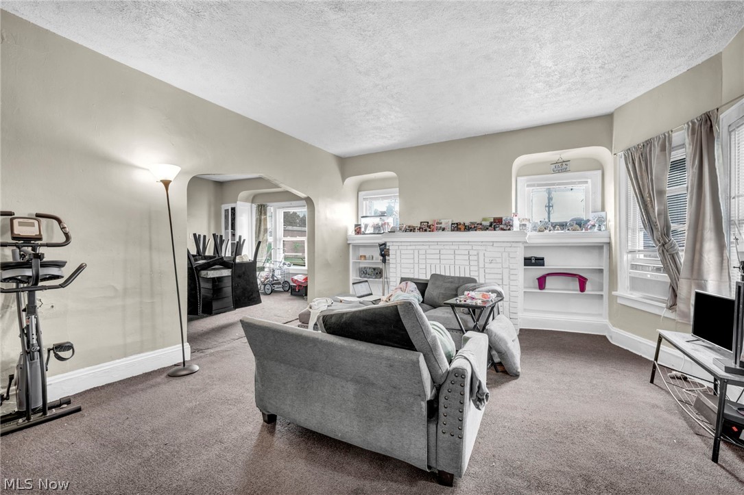 3477 E 142 Street Cleveland OH 44120