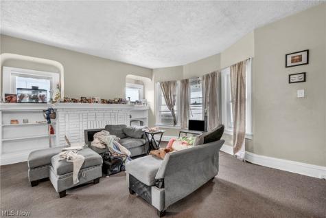 3477 E 142 Street Cleveland OH 44120