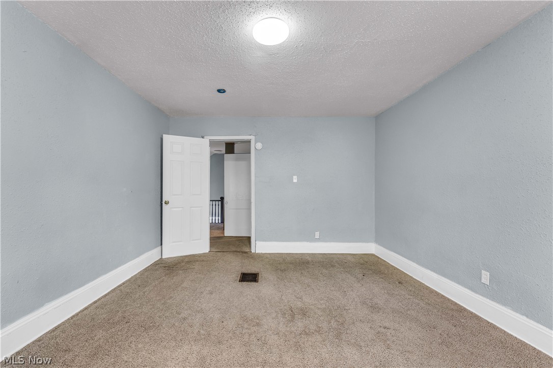 3359 E 65th Street Cleveland OH 44127
