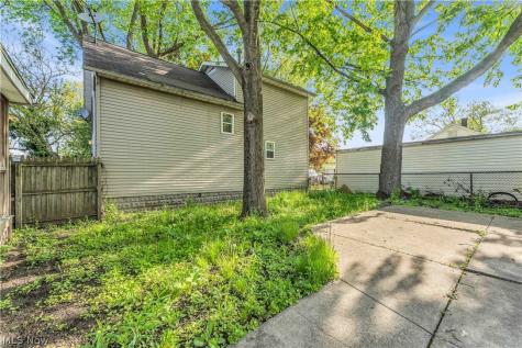 3359 E 65th Street Cleveland OH 44127