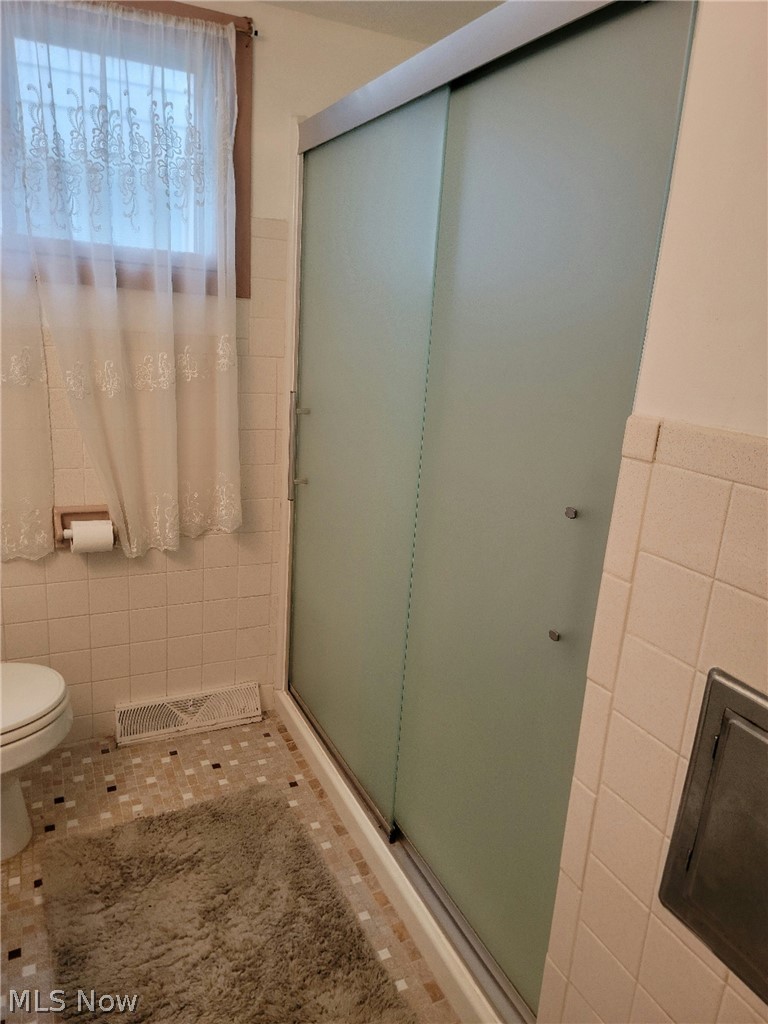 535 E 208th Street Euclid OH 44119