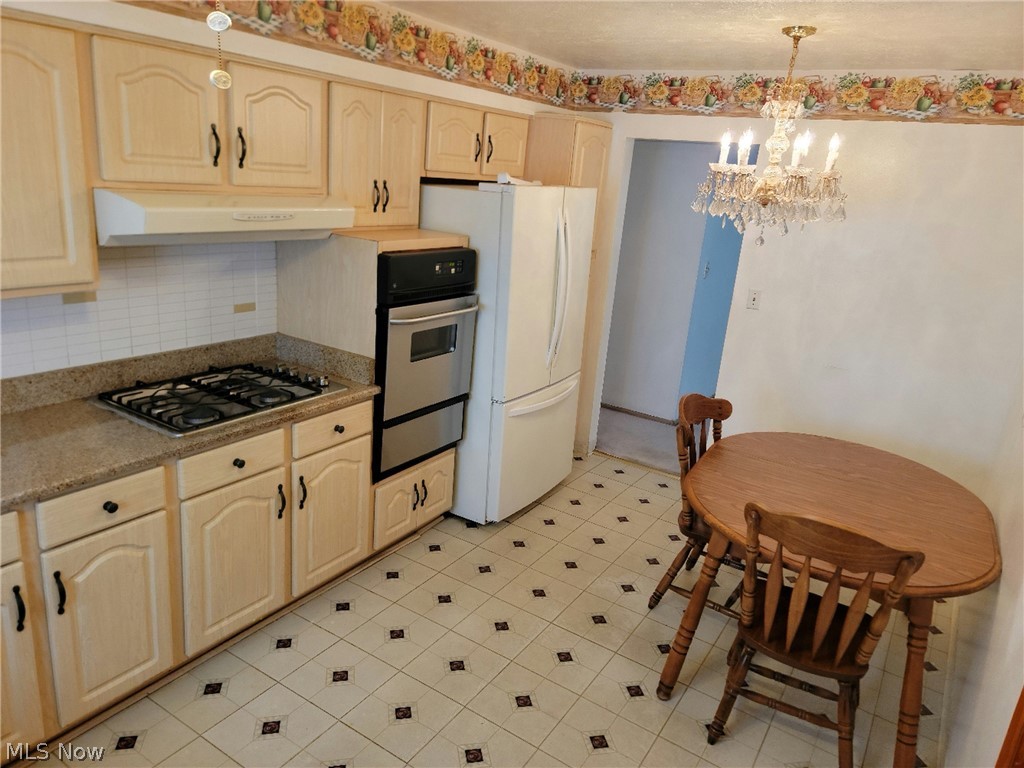 535 E 208th Street Euclid OH 44119