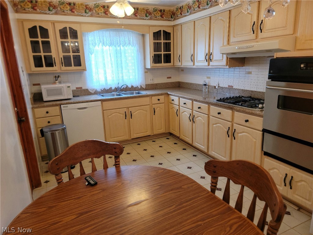 535 E 208th Street Euclid OH 44119