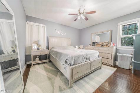 15506 Lydian Avenue Cleveland OH 44111