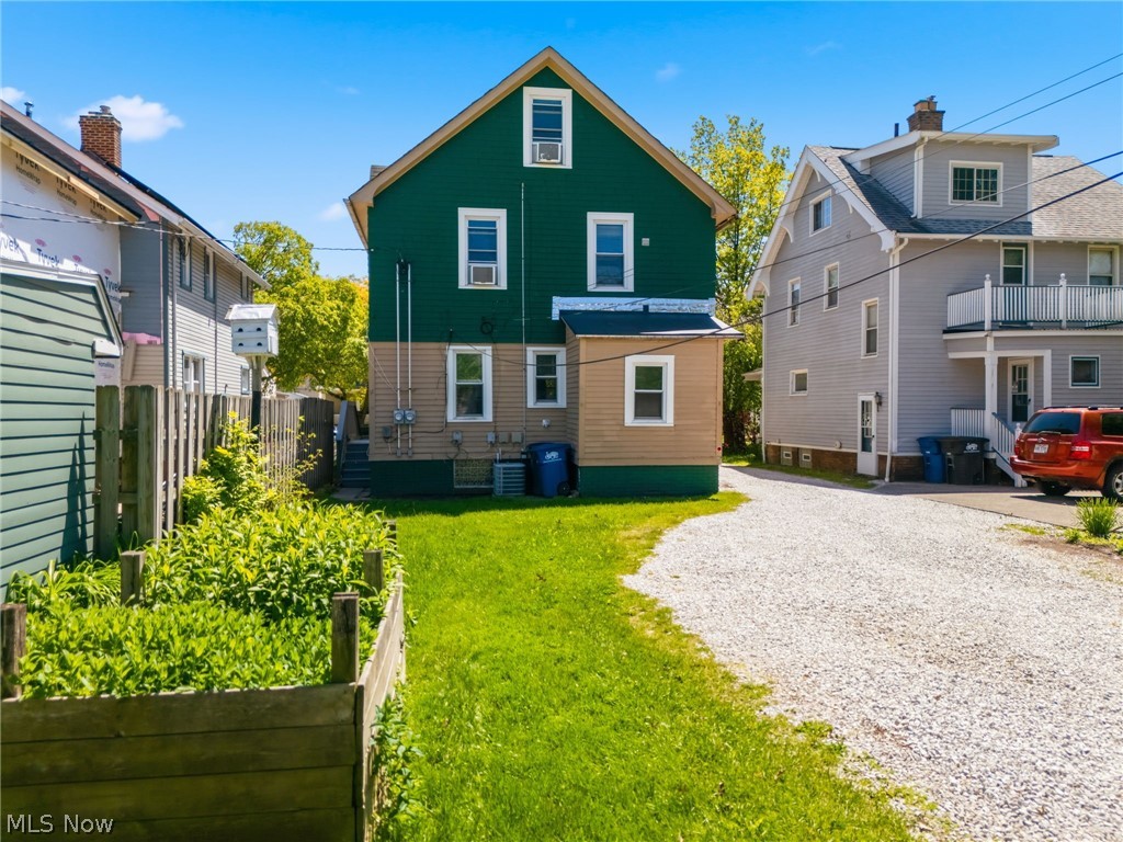 14520 Bayes Avenue Lakewood OH 44107