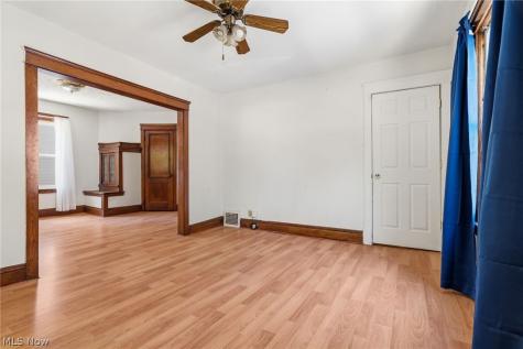 14520 Bayes Avenue Lakewood OH 44107