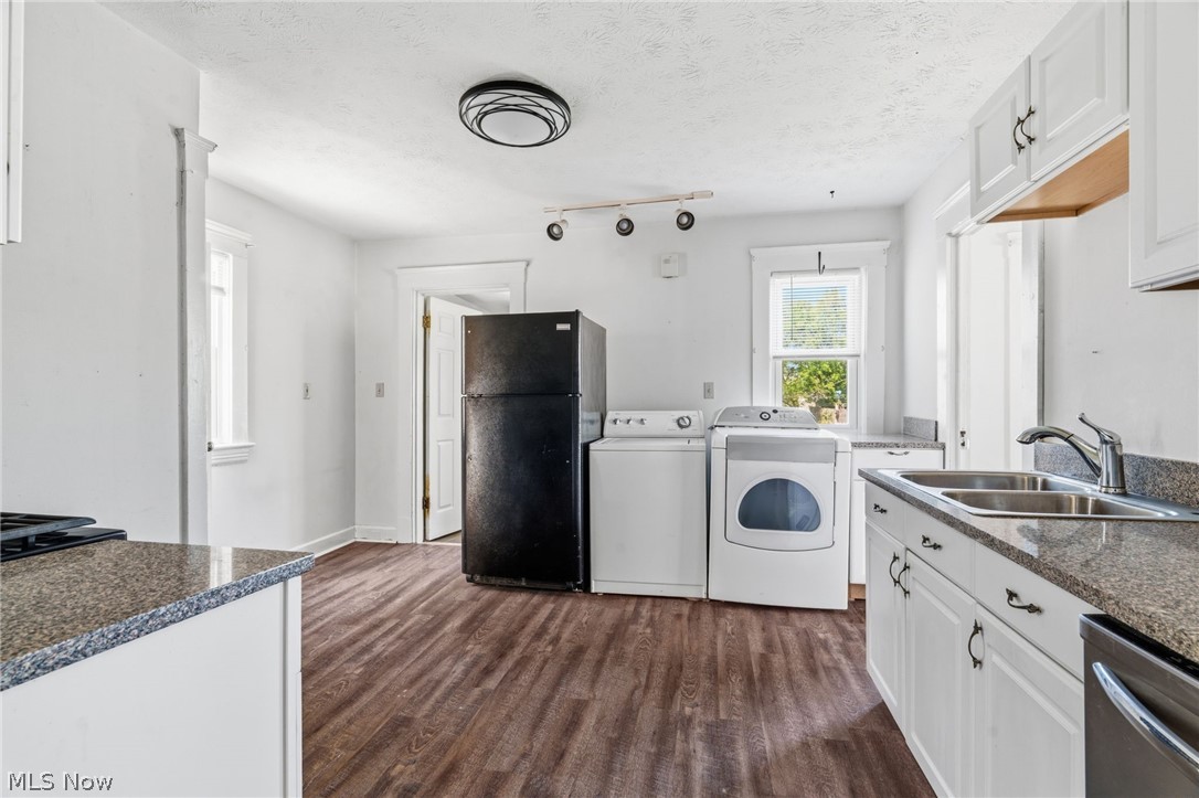 14520 Bayes Avenue Lakewood OH 44107