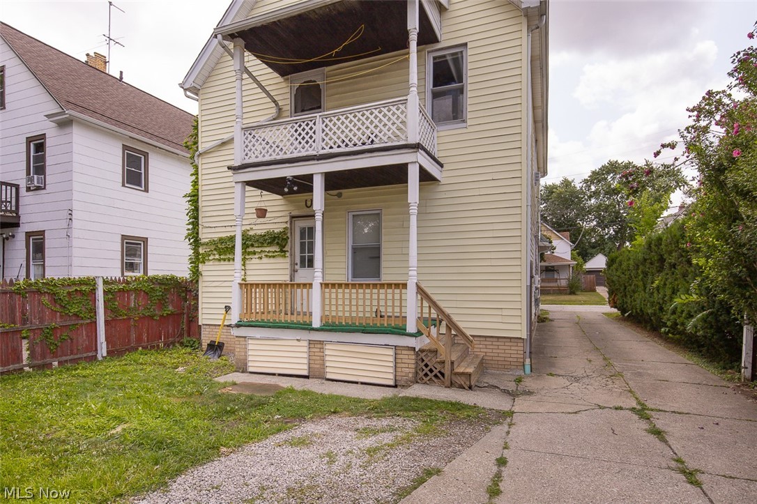 3318 Montclair Avenue Cleveland OH 44109