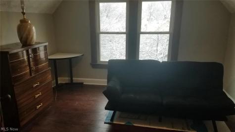 3318 Montclair Avenue Cleveland OH 44109