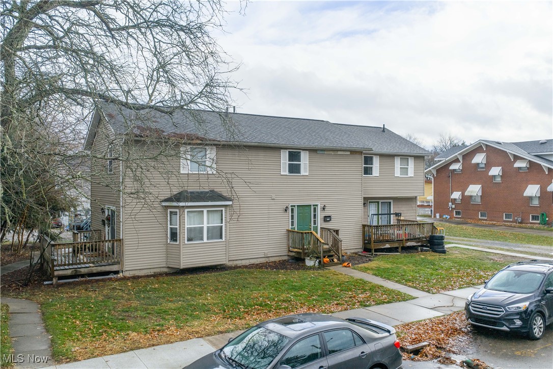 837 2nd Street SE New Philadelphia OH 44663