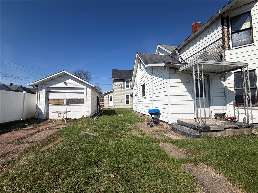 1033 Orchard Street Coshocton OH 43812