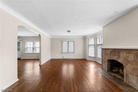 19619 Winslow Road Shaker Heights OH 44122