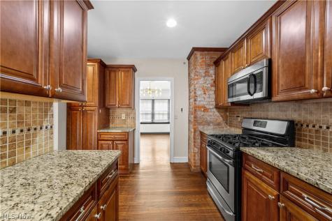 19619 Winslow Road Shaker Heights OH 44122