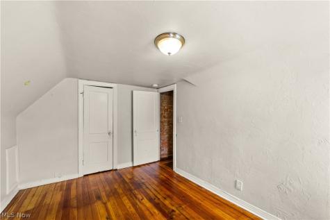 19619 Winslow Road Shaker Heights OH 44122