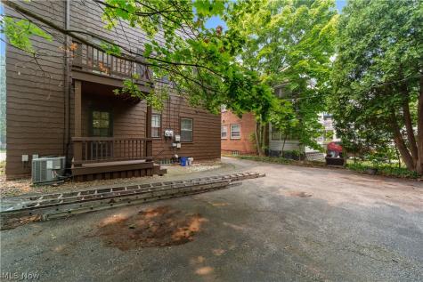 19619 Winslow Road Shaker Heights OH 44122