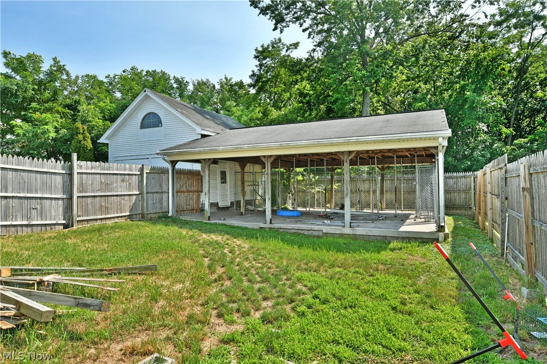 3238 Youngstown Road SE Warren OH 44484
