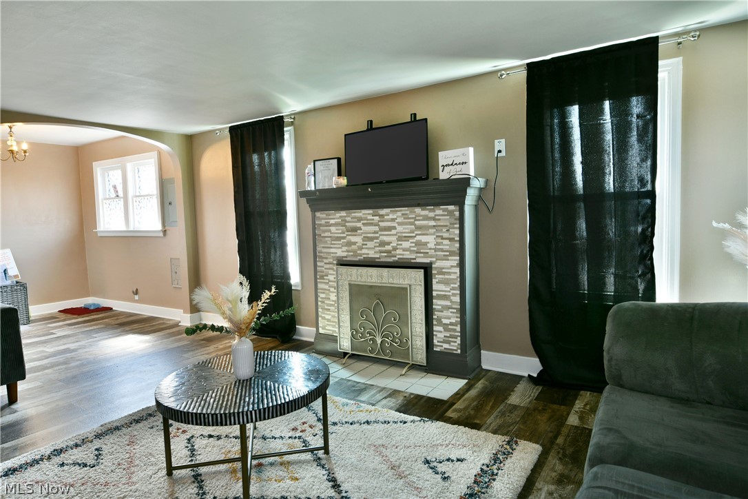 3238 Youngstown Road SE Warren OH 44484