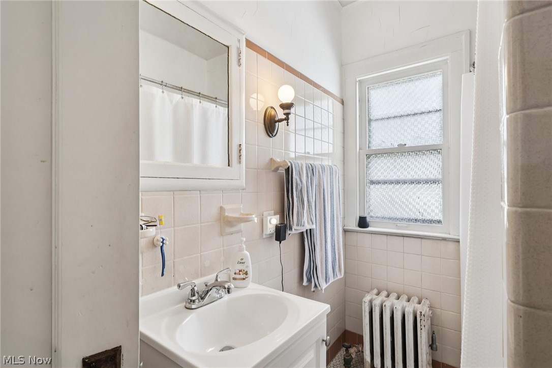 2305 S Overlook Road Cleveland Heights OH 44106