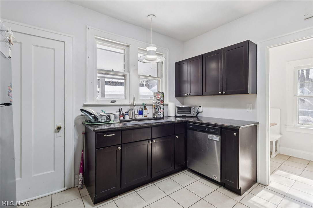 2305 S Overlook Road Cleveland Heights OH 44106
