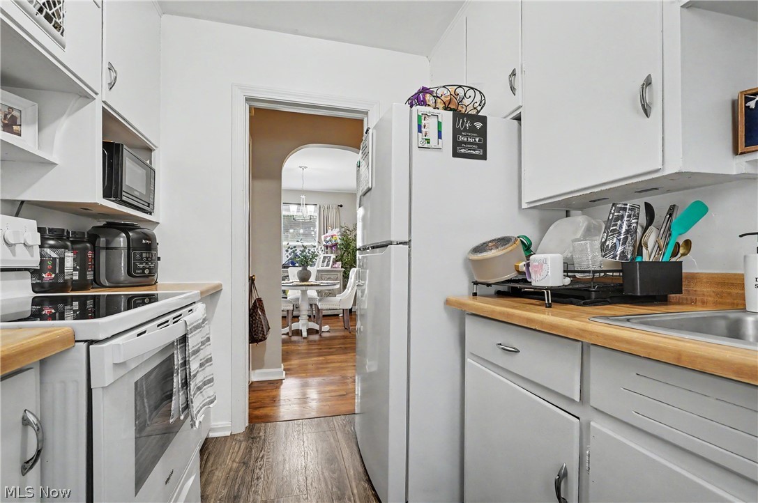 1864 13th Street Cuyahoga Falls OH 44223