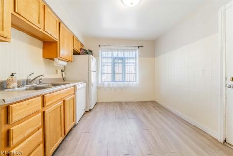 14603 Garfield Avenue Lakewood OH 44107