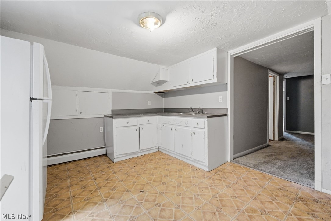 934 Middle Avenue Elyria OH 44035