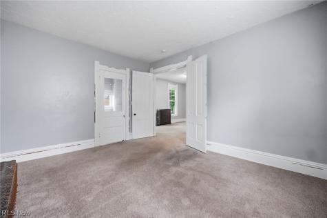 934 Middle Avenue Elyria OH 44035