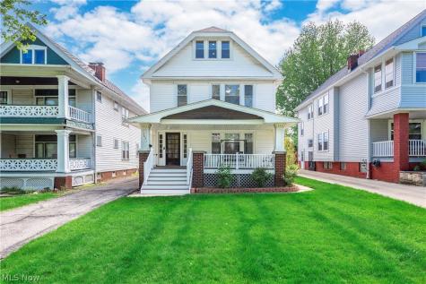 1631 Cohassett Avenue Lakewood OH 44107