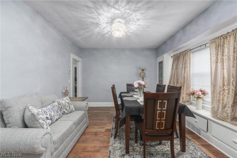 1631 Cohassett Avenue Lakewood OH 44107