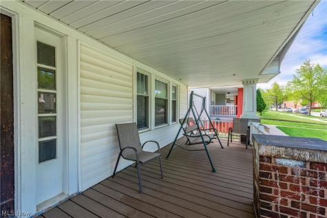 1631 Cohassett Avenue Lakewood OH 44107
