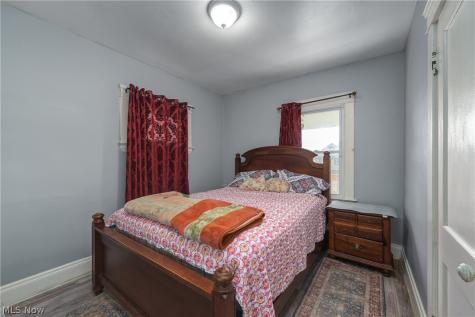 1631 Cohassett Avenue Lakewood OH 44107
