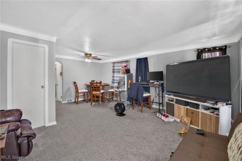 5603 Warwick Drive Parma OH 44129