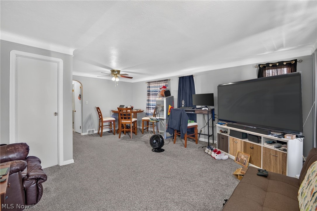 5603 Warwick Drive Parma OH 44129