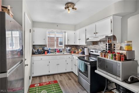 5603 Warwick Drive Parma OH 44129