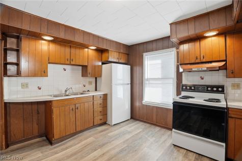 638 6th Street Marietta OH 45750