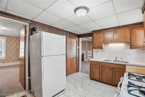638 6th Street Marietta OH 45750